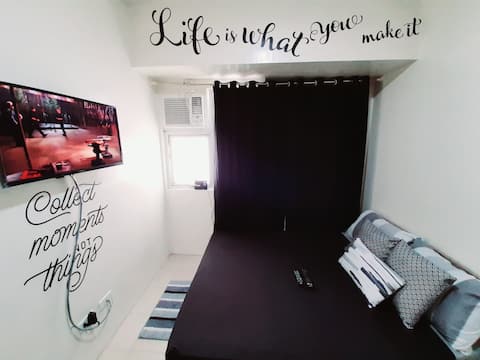 Alekza’s Minimalist Abode in the Metro +UNLI WIFI