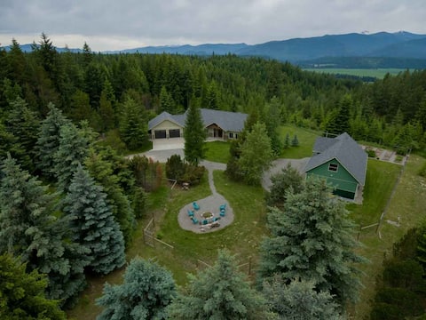 Quail Ridge: House + Cottage, View & Hot Tub