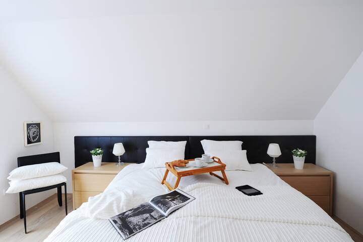 Მთავარი საძინებელი. კარგად გამოიძინეთ! 