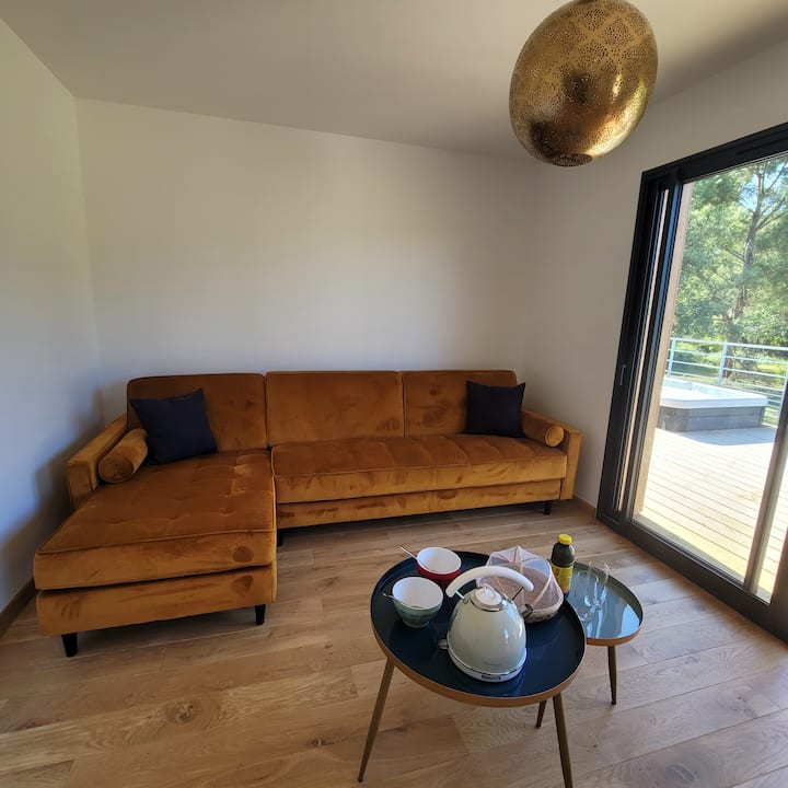 Relais De La Planquette, Détente à L'orée Du Bois. - Biganos