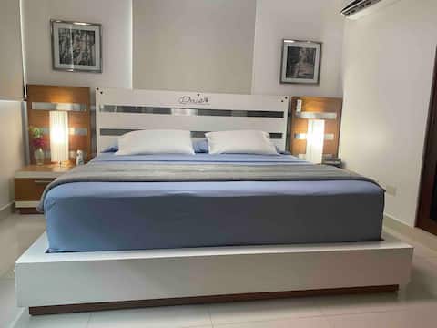 LIBERTY 1/BR APT W/KING SiZE BED A-1