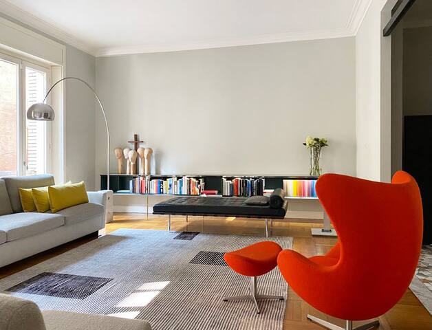 Milan – S.M. Grazie – Elegant Design Flat gallery image 3