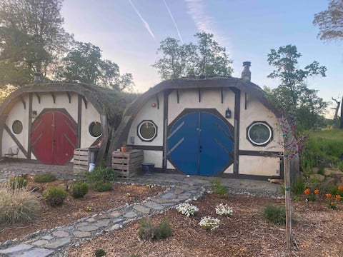 Luxurious Hobbit Hole and Second Breakfast!
