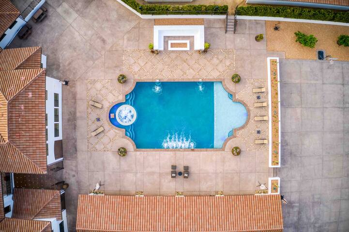 Hacienda Style. “Casa de La Bonita” gallery image 2