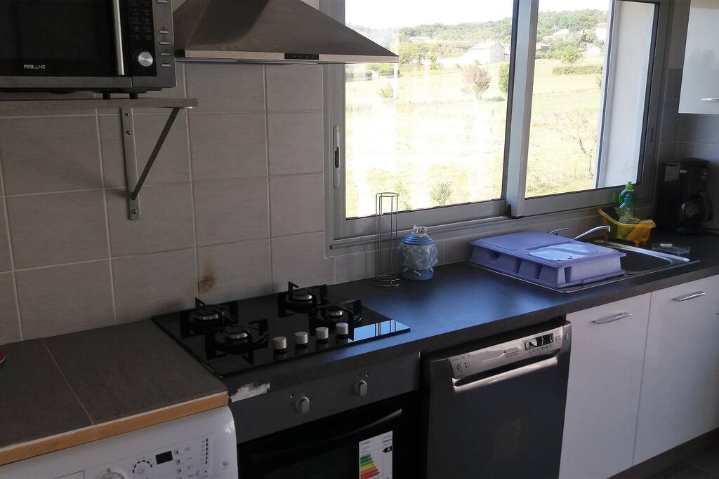 1 cuisine equipée