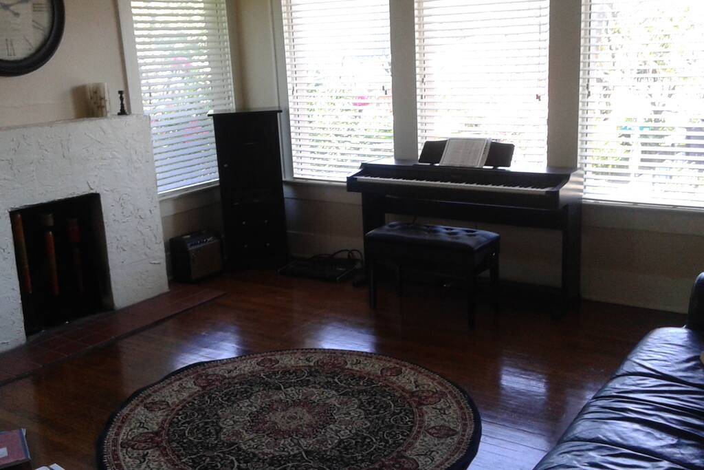 2nd Living Area