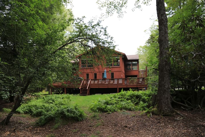 6 Bdrm River Front/Hot tub/Pool/Wif
