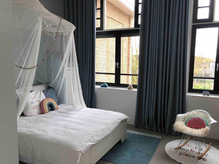 საძინებელი 1