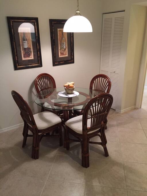 Breakfast Nook