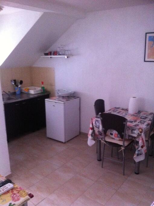 kitchen and livigroom