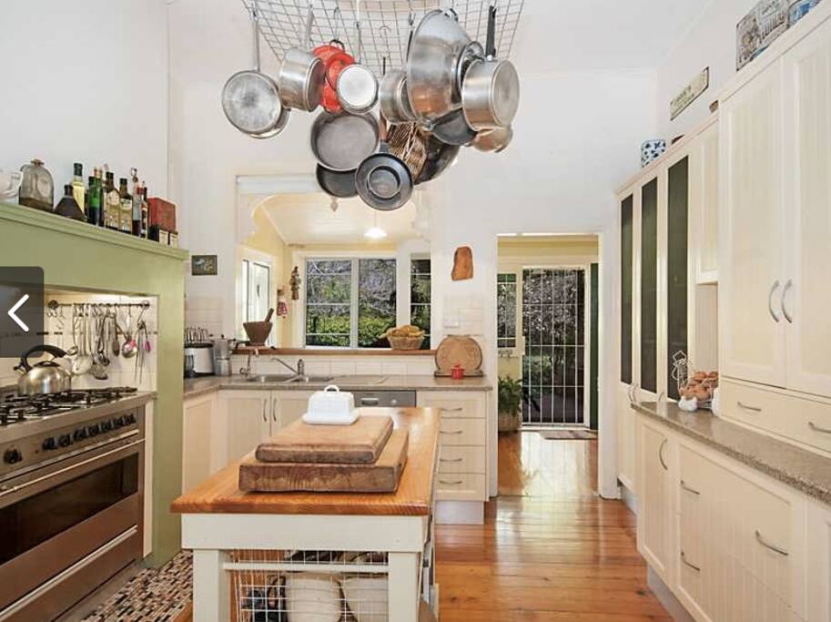 Country Kitchen