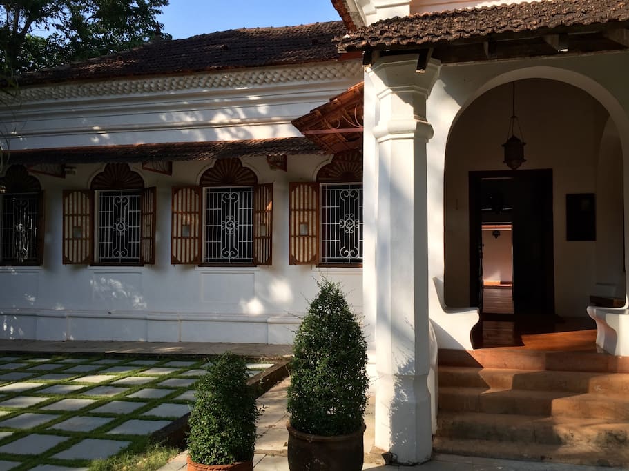 The Villa Goa is a legacy of a glorious past