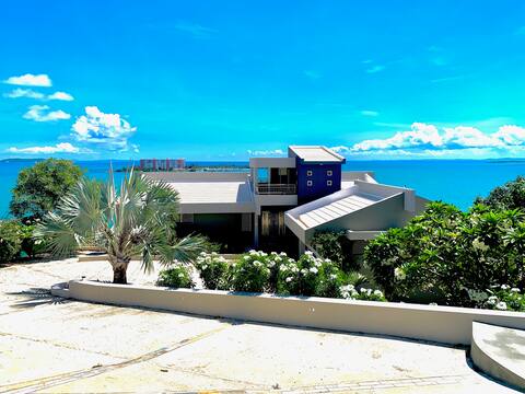 Beautiful oceanfront home amazing panoramic view