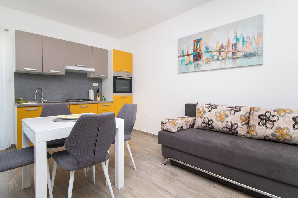 dining room & kitchen