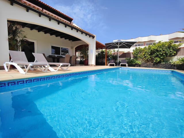 Oak & Shore managed Airbnb listing 3