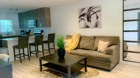 Successful Airbnb property: Midtown Gem located 10 minutes from everything! in Loring Heights