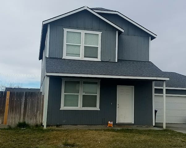 Airbnb Moses Lake Vacation Rentals Places To Stay