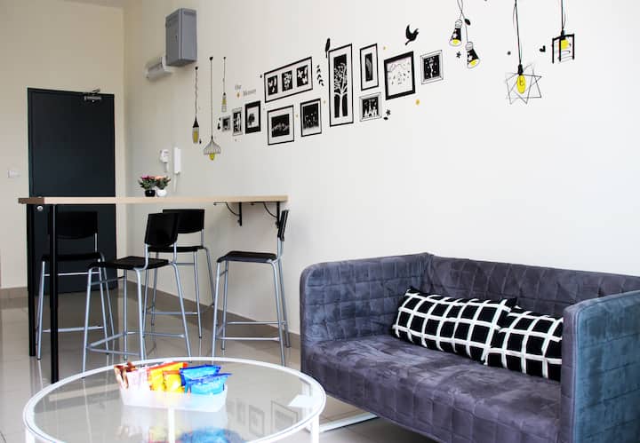 【VALUE!】HOME@MESA|FREE WiFi+PARKING|5PAX|KLIA|中文房东