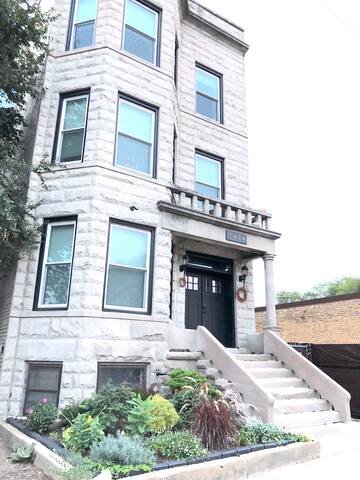 Soft Palate & Warm Bricks at a Rogers Park Home
