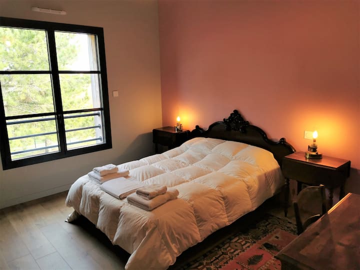 Საძინებელი 3 - სართული - საწოლი 140