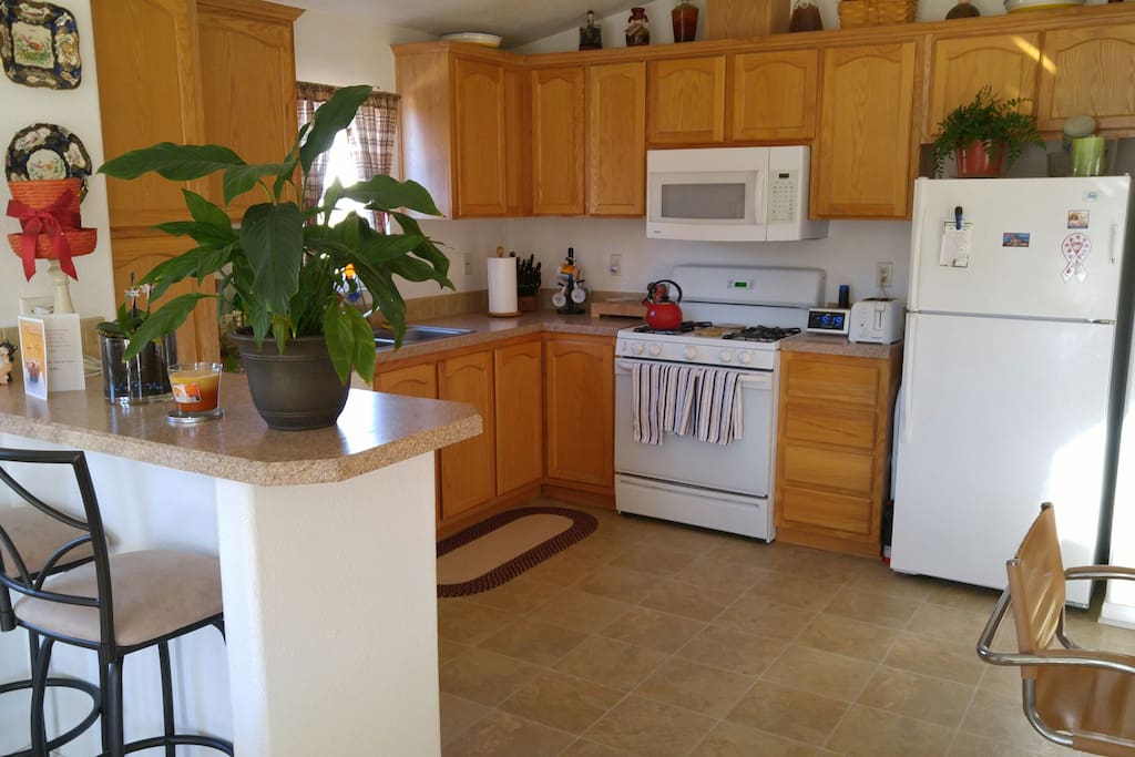 Full kitchen