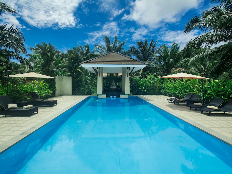 Private pool