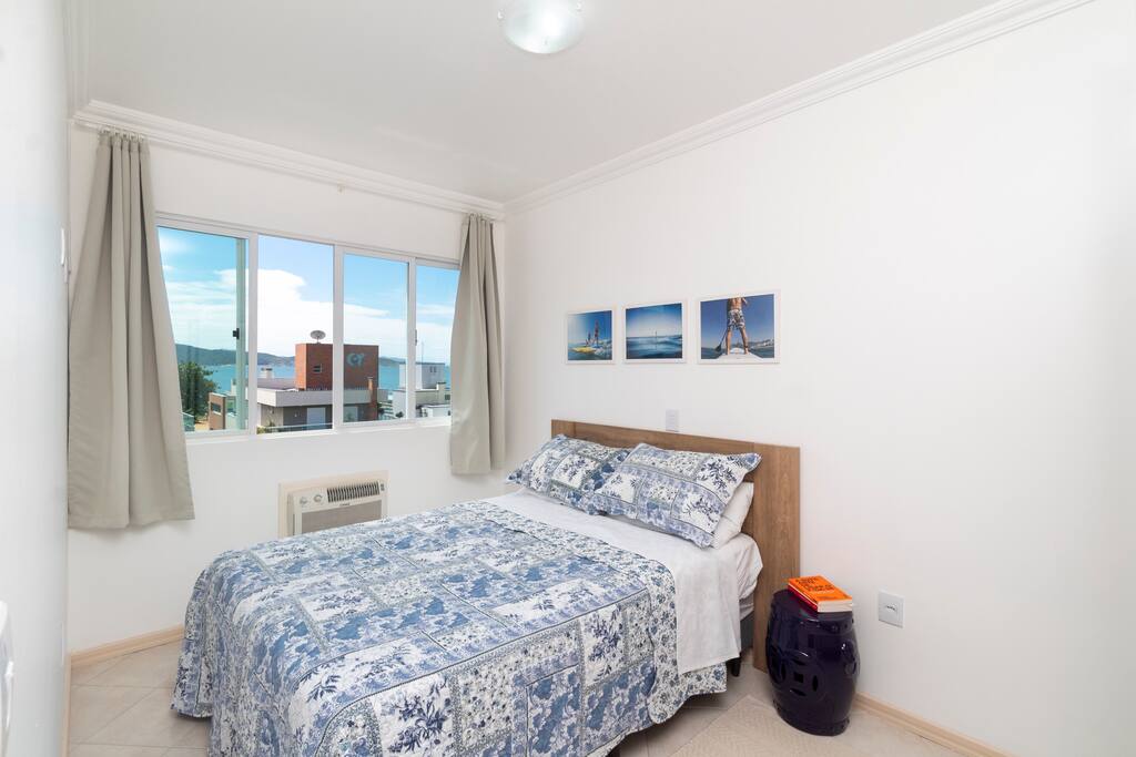 Quarto Principal com vista do mar