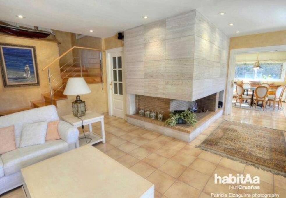 Living room 1