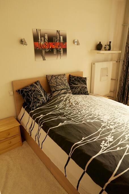 Bedroom with double bed