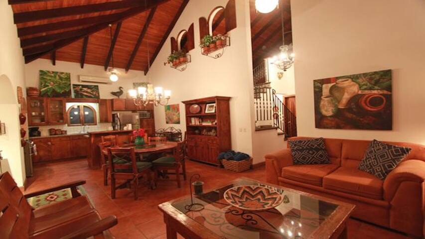 Two Story Villa, Tamarindo