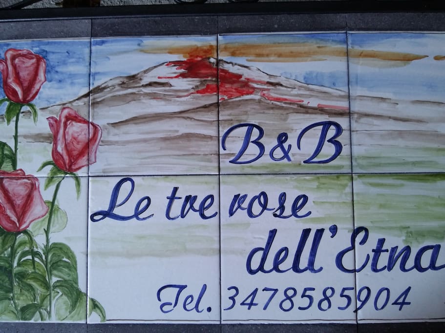 Il nostro logo - La nostra bella Etna, con le tre rose