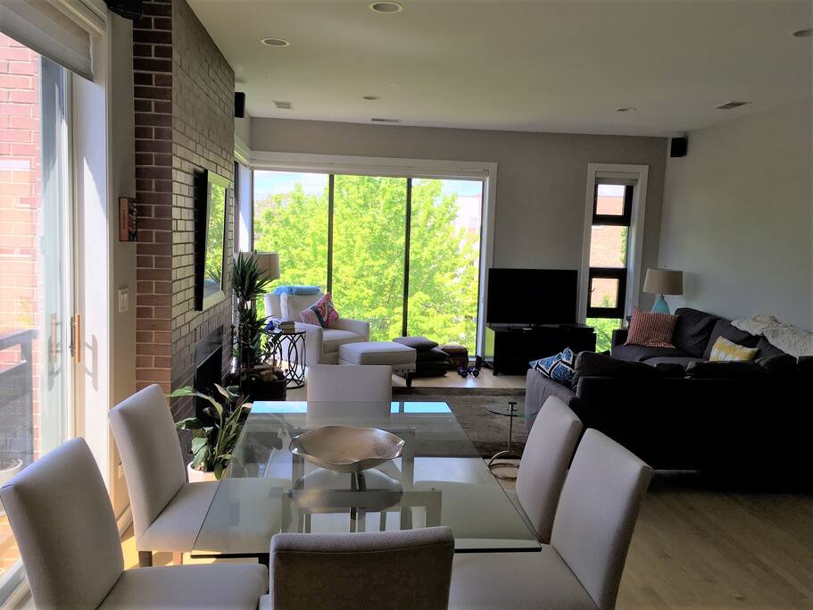 Dining / Living