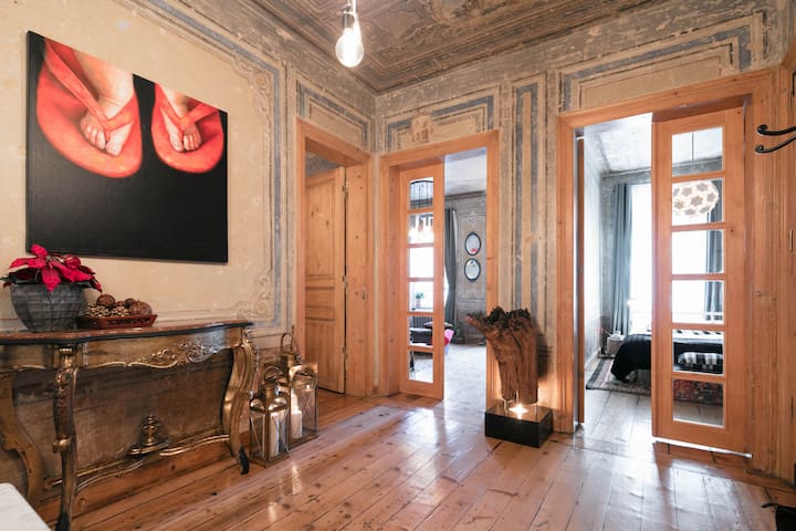 19th Century Luxury Loft w/Patio near Galata Tower gallery image 3