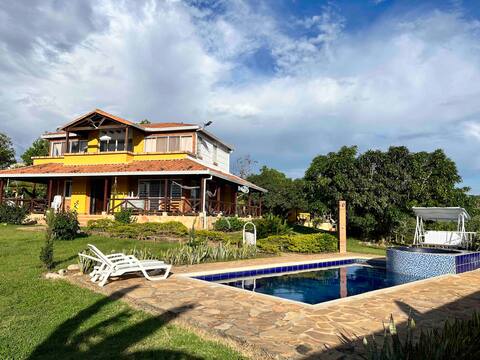 campestre house with pool and Jacuzzy