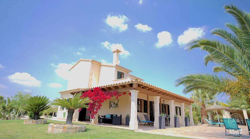 Villa Sun Club home. gallery image 2