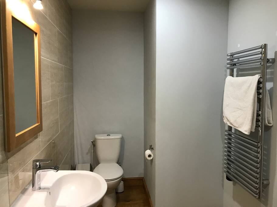 Ensuite to second bedroom