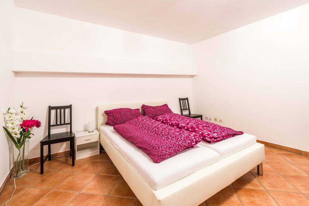 Doppelbett - 1,80 breit