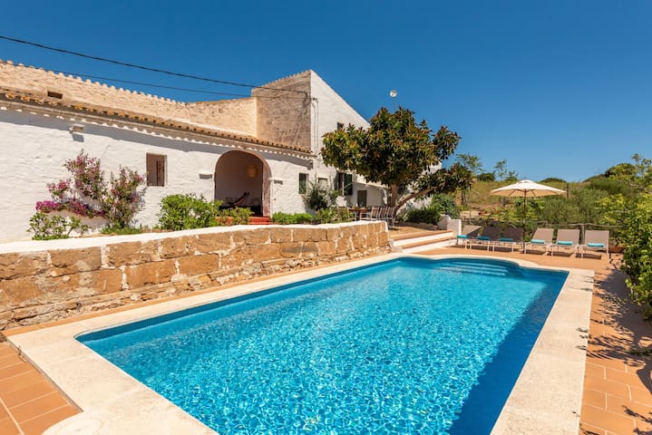 Guest favorite listing in Es Mercadal