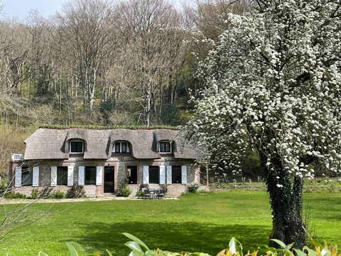 La Cour Verte - beautiful cottage 800m from the sea