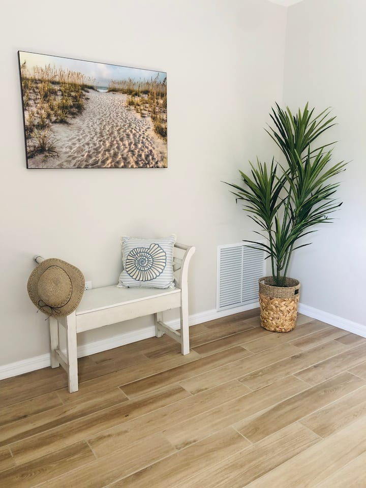 Peaceful Getaway Just Minutes From The Beach - Venice, FL