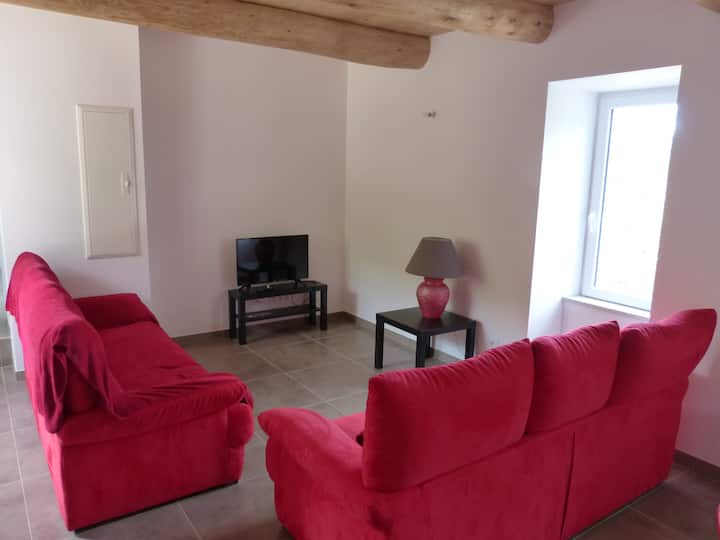 Maison Au Calme Avec Piscine - Villeneuve-de-Berg