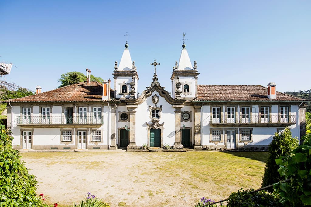 Outeiro Tuías - Manor House