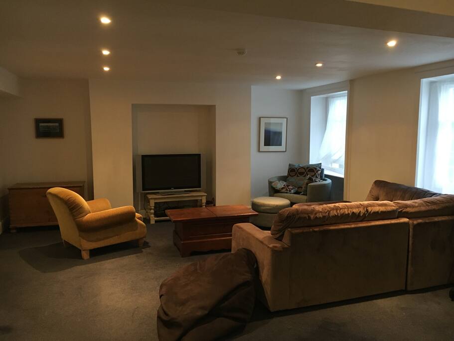 Large lounge, with sofa bed