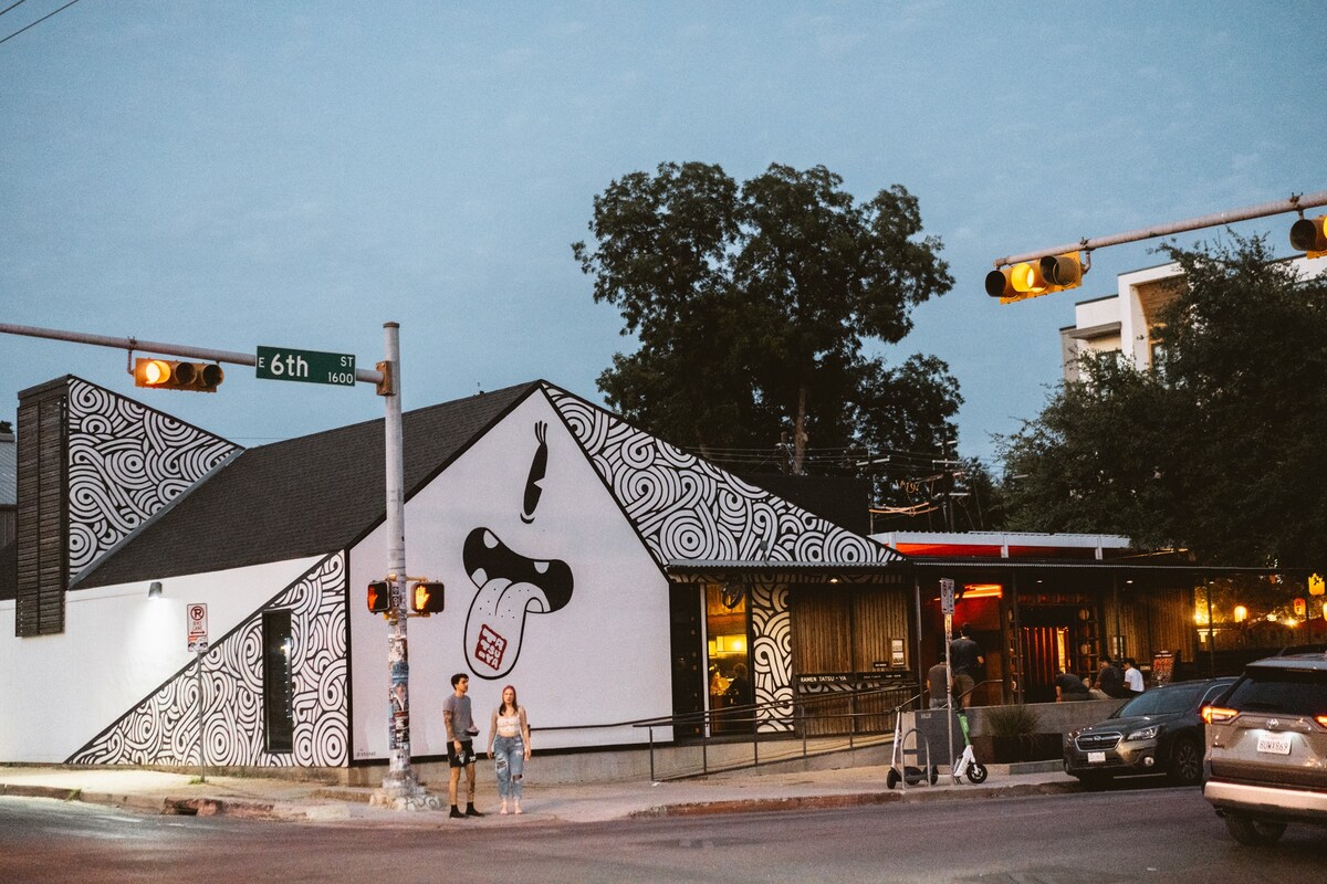 East Side Gem w/ pool – Walk to E 6th, Mins to DT