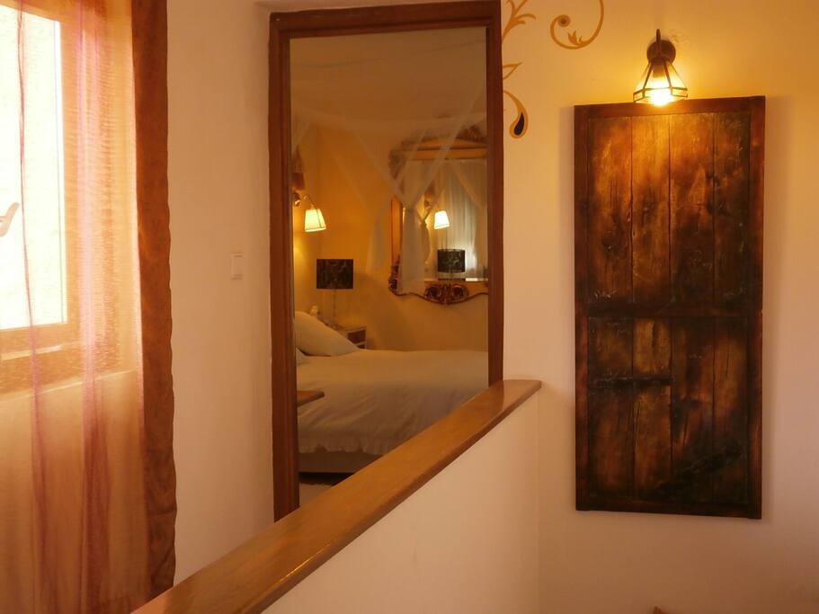 Acceso a dormitorio en planta 1ª