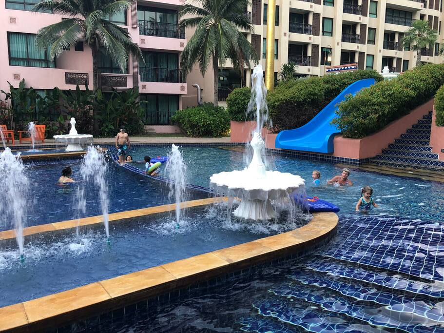 Large Swimming Pool with Slider