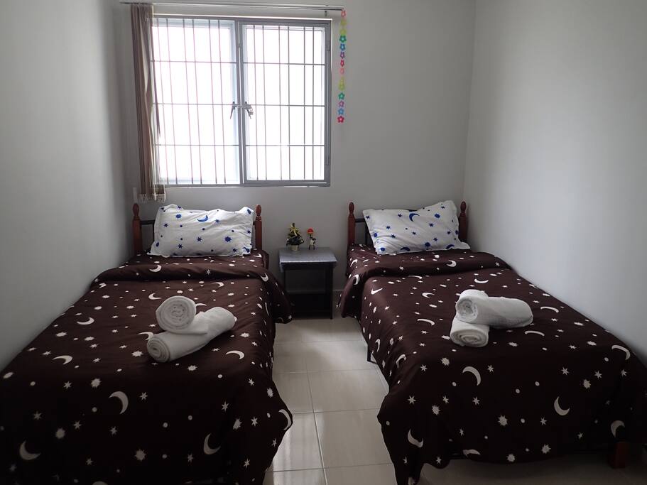 Comfy Single beds with quality linens