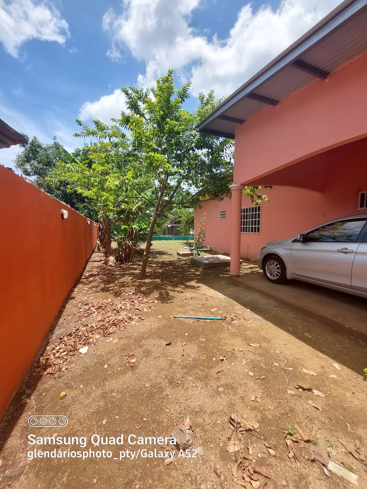 Exterior image 10 at Casa tipo dúplex completa in David