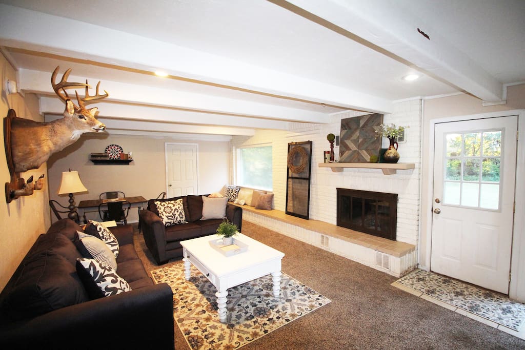 Living Room - Lots of natural light!