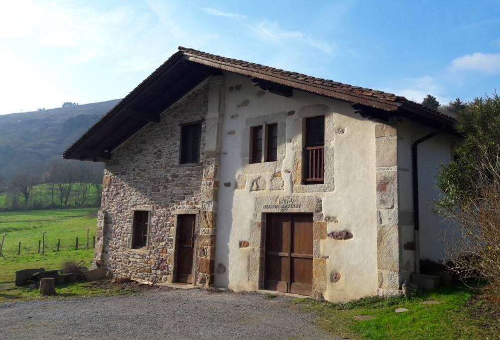 Maison Altxua